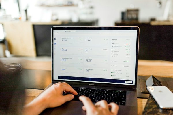 comment choisir le meilleur compte bancaire pour vos besoins ?
