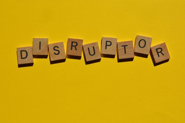 les nouveaux acteurs du marché immobilier et leurs stratégies disruptives