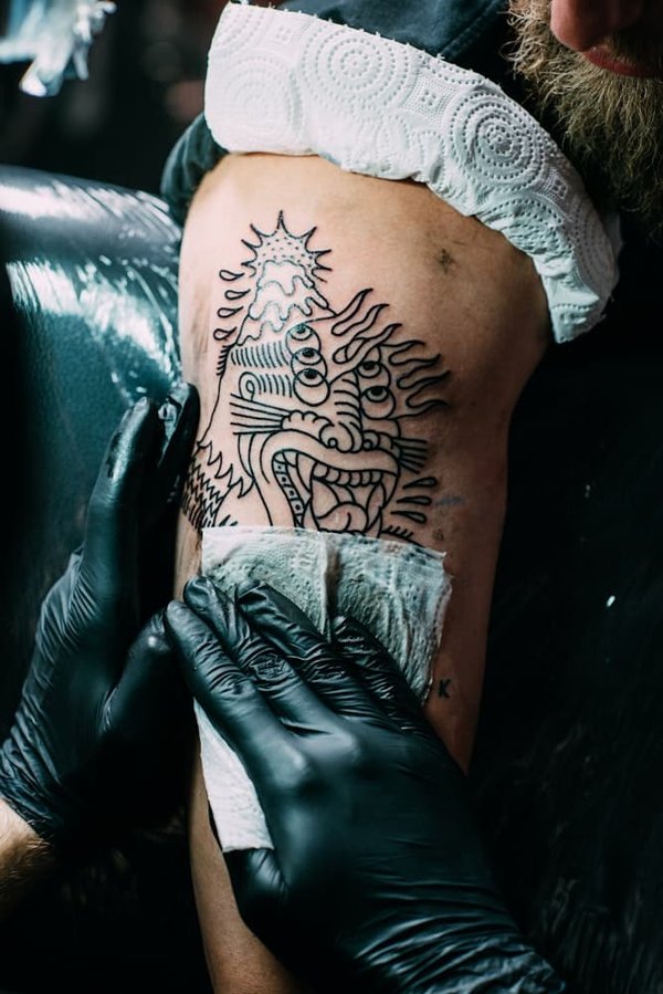 Les différents types de couvertures offertes par l’assurance pour tatoueur : comment choisir la meilleure pour votre studio ?